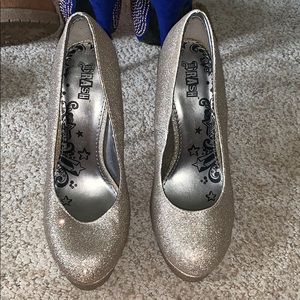 Sparkly gold heels